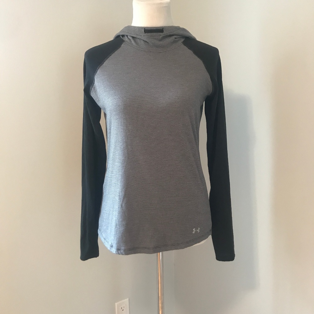 Grey Striped Under Armor Lightweight Pullover